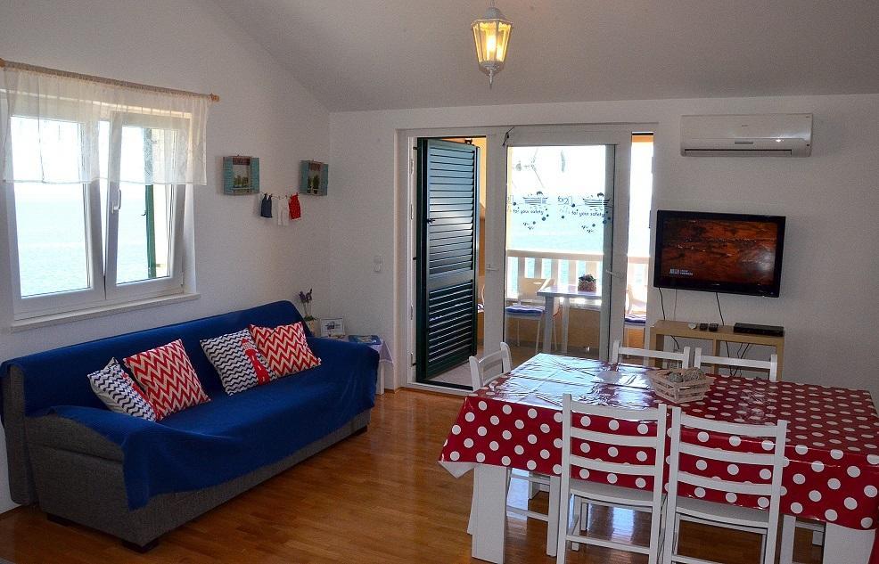 Villa Fortudor Milna  Szoba fotó
